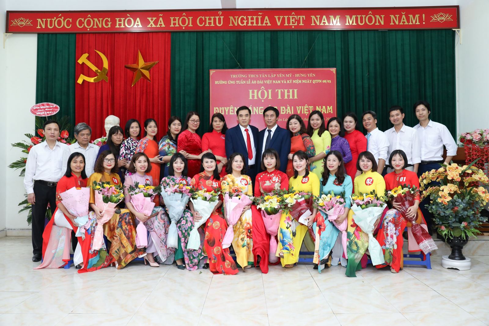 Công đoàn huyện Yên Mỹ nhiều hoạt động chào mừng ngày Quốc tế Phụ nữ 8/3 và hưởng ứng tuần lễ áo dài năm 2021.