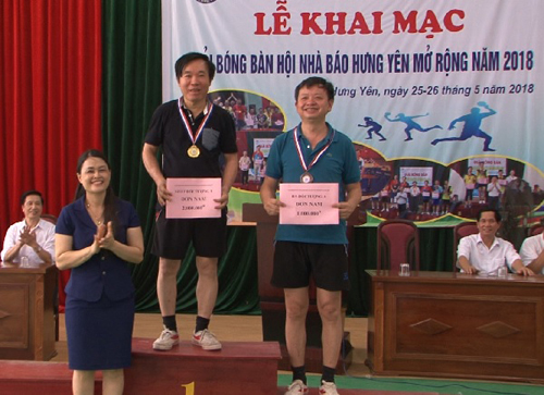 Giải bóng bàn mở rộng và hội thao Hội Nhà báo tỉnh Hưng Yên