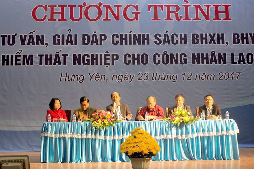 Gần 1.000 công nhân, viên chức, lao động Hưng Yên tham gia Chương trình tư vấn, giải đáp chính sách BHXH