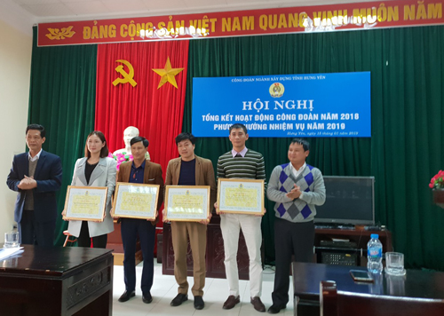   Công đoàn ngành Xây dựng:  Tổng kết phong trào CNVCLĐ và hoạt động Công đoàn năm 2018; phương hướng, nhiệm vụ năm 2019
