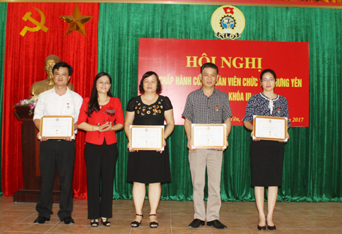 Công đoàn Viên chức tỉnh tổ chức Hội nghị Ban Chấp hành lần thứ 5 khóa III