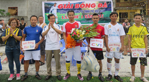 CÔNG ĐOÀN CÔNG TY TNHH PIC VIỆT NAM KHAI MẠC GIẢI BÓNG ĐÁ LẦN THỨ I NĂM 2017