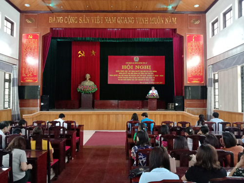 Liên đoàn Lao động huyện Tiên Lữ  Tổ chức Hội nghị quán triệt, học tập Nghị quyết Đại hội Đảng bộ các cấp Tuyên truyền bầu cử đại biểu Quốc hội khóa XV và đại biểu  HĐND các cấp nhiệm kỳ 2021-2026