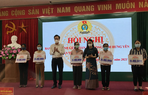 Liên đoàn Lao động tỉnh đánh giá hoạt động công đoàn và phong trào công nhân, viên chức, lao động 6 tháng đầu năm 2021